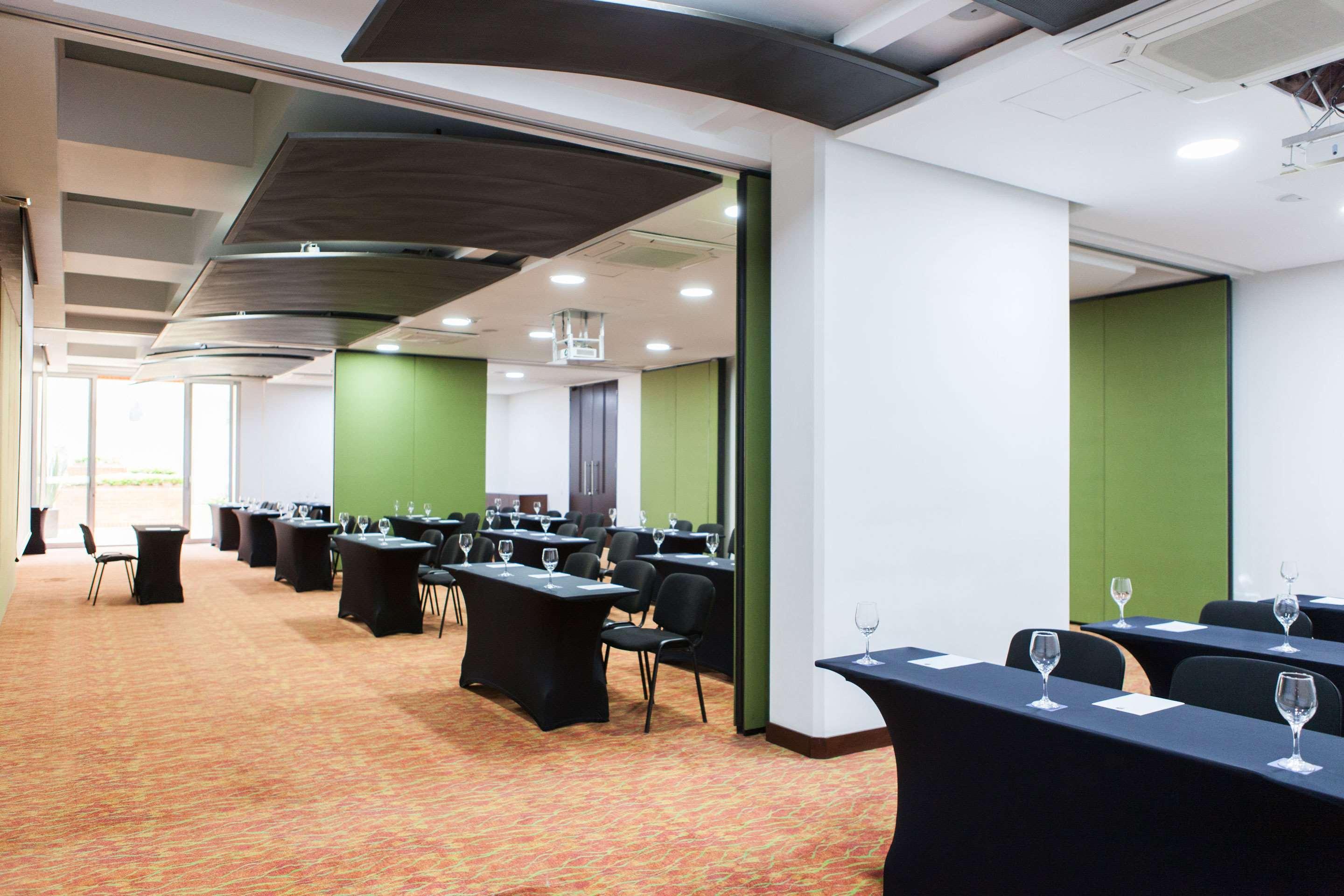 Best Western Plus 93 Park Hotel Bogotá Exterior foto Meeting room