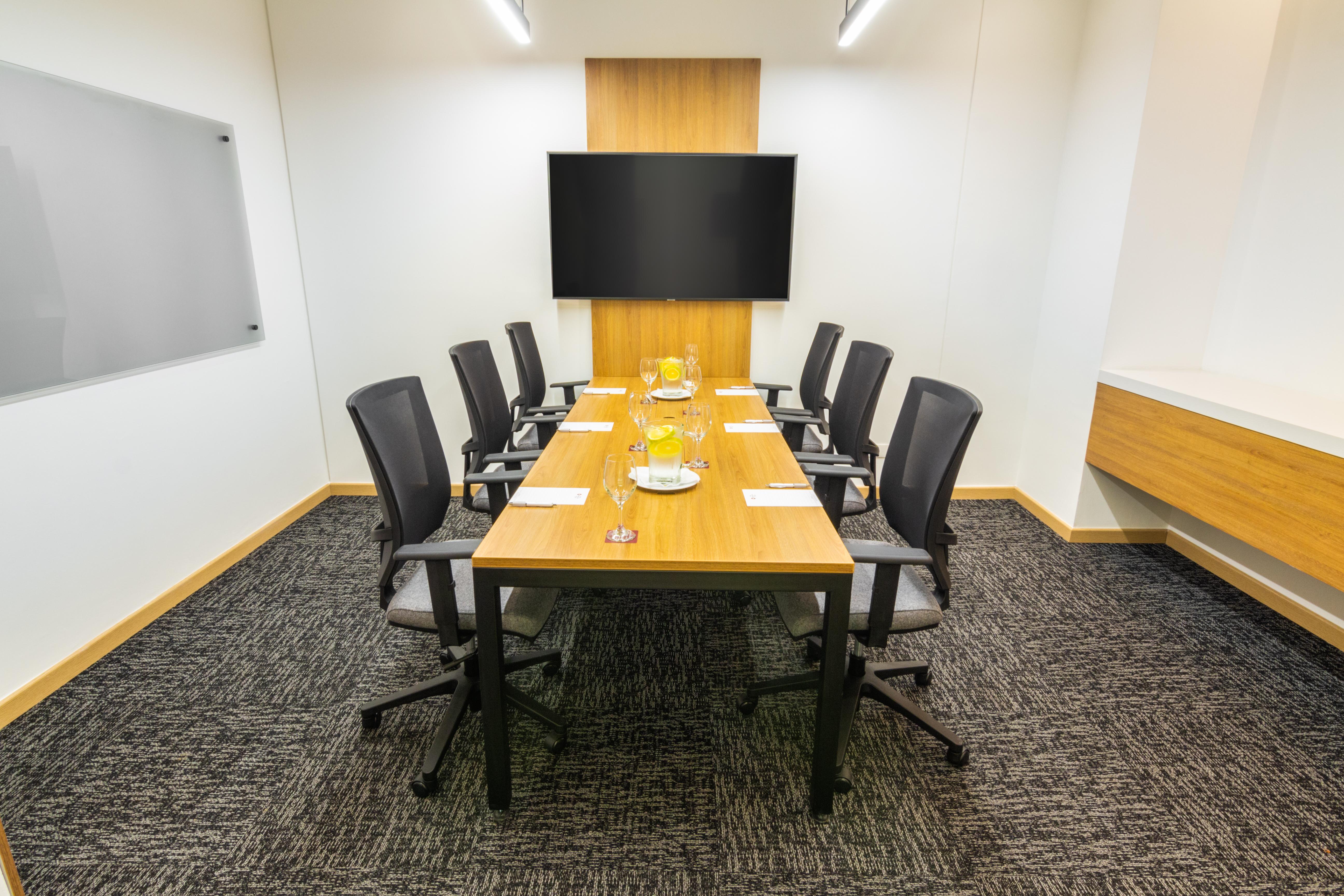 Best Western Plus 93 Park Hotel Bogotá Exterior foto A typical meeting room