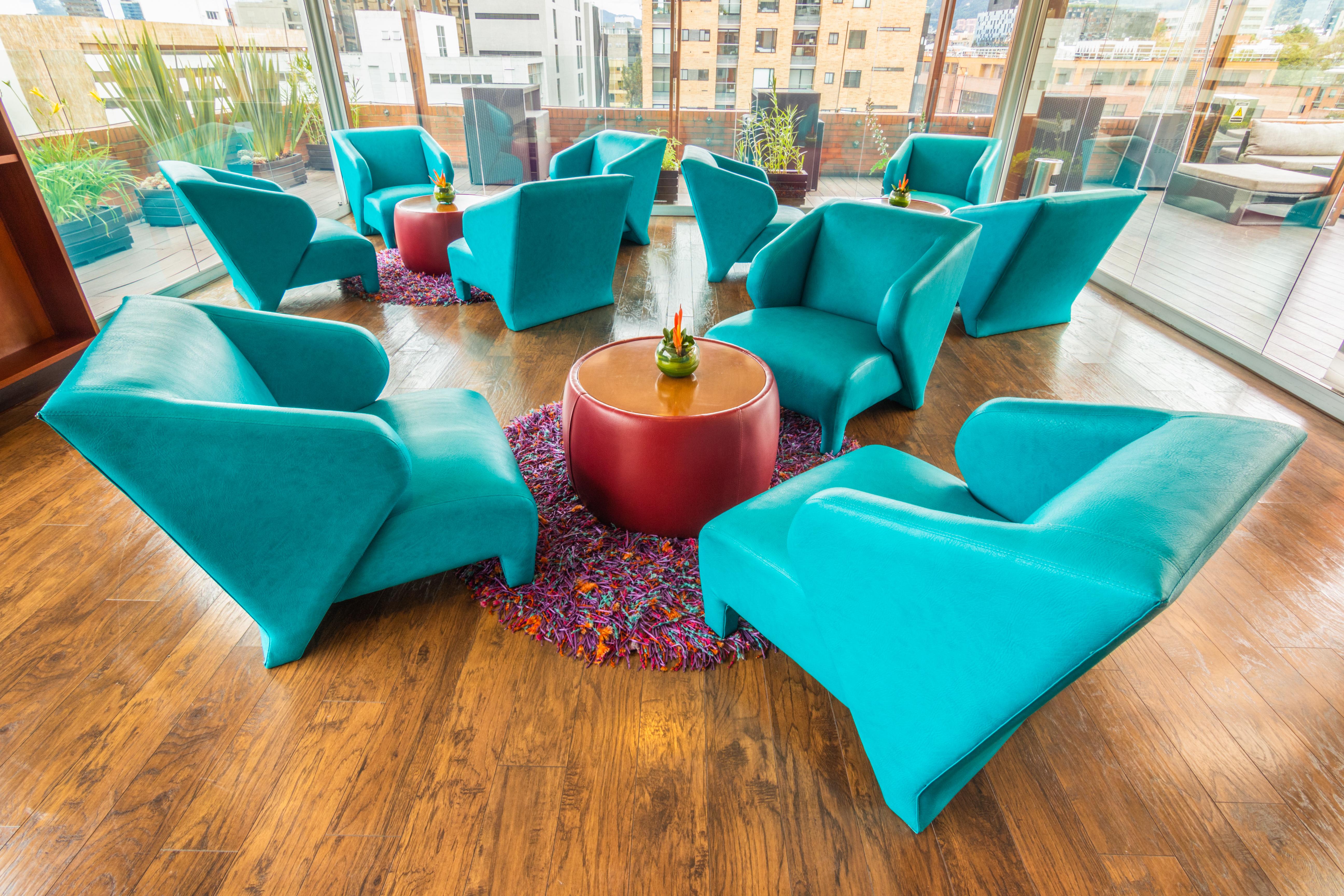 Best Western Plus 93 Park Hotel Bogotá Exterior foto The lounge at the airport