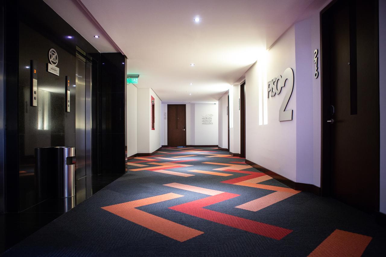 Best Western Plus 93 Park Hotel Bogotá Exterior foto A corridor at the hotel